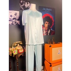 Vintage Powder Blue Vanity Fair Pajama Set Vintage Pajamas Vintage Robe